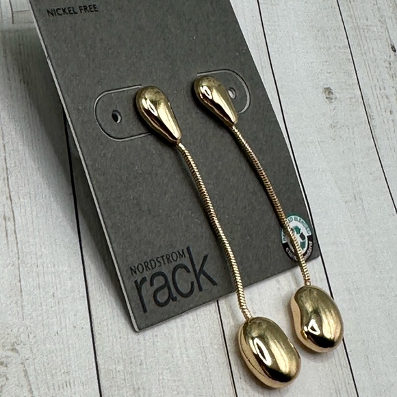 !!Host Pick!!  NWT Nordstrom Rack Goldtone Dangle Earrings - Picture 5 of 9